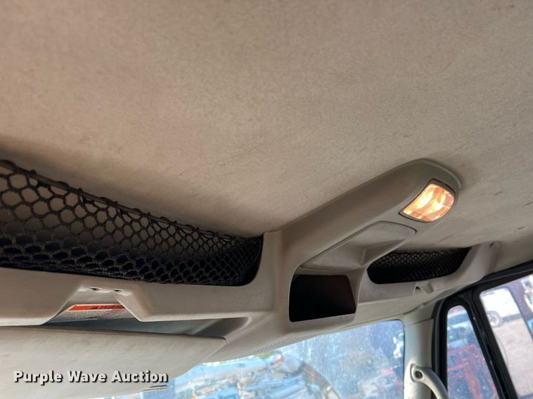 image for item NI9028 2009 International WorkStar 7600  vacuum truck