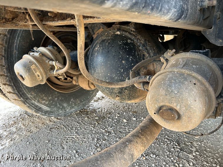 image for item NI9028 2009 International WorkStar 7600  vacuum truck