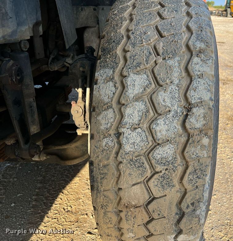 image for item NI9028 2009 International WorkStar 7600  vacuum truck