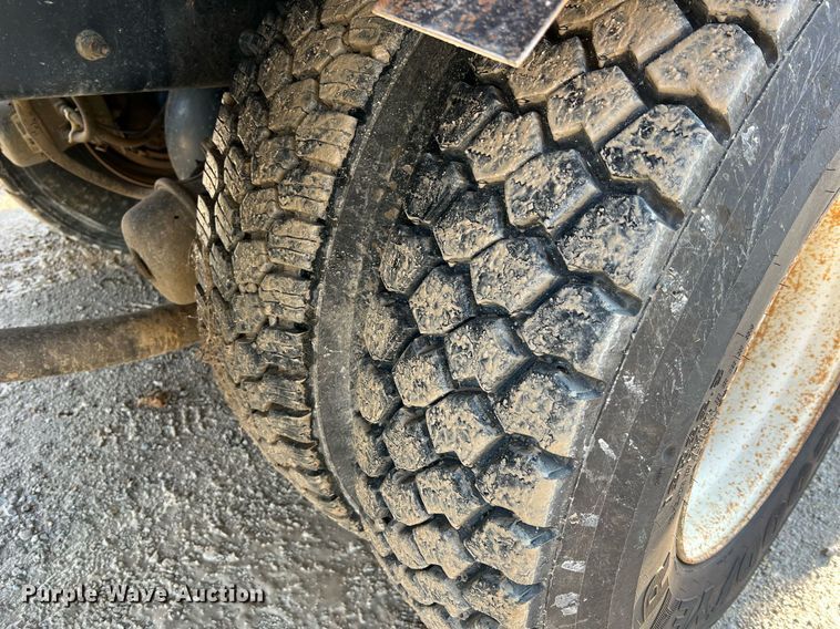 image for item NI9028 2009 International WorkStar 7600  vacuum truck