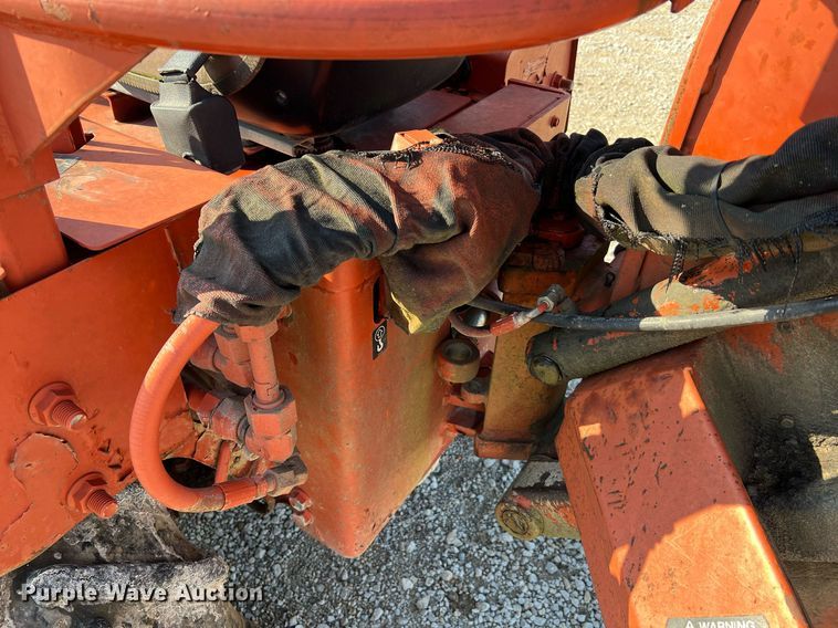 image for item NI9030 2000 Ditch Witch 3700DD  rock saw