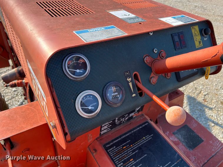 image for item NI9030 2000 Ditch Witch 3700DD  rock saw