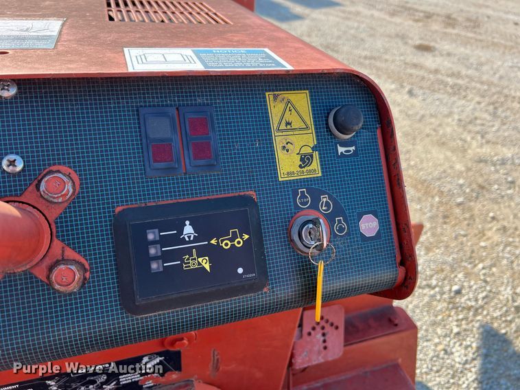 image for item NI9030 2000 Ditch Witch 3700DD  rock saw