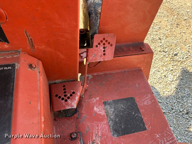 image for item NI9030 2000 Ditch Witch 3700DD  rock saw