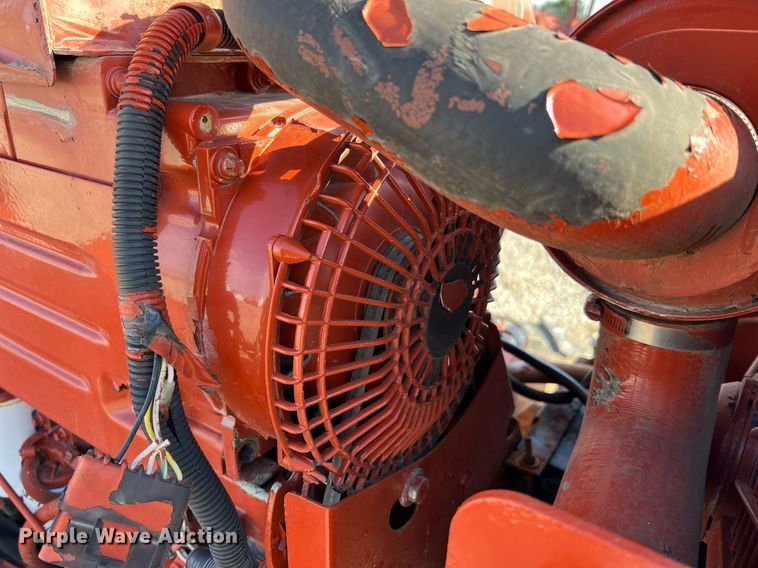 image for item NI9030 2000 Ditch Witch 3700DD  rock saw