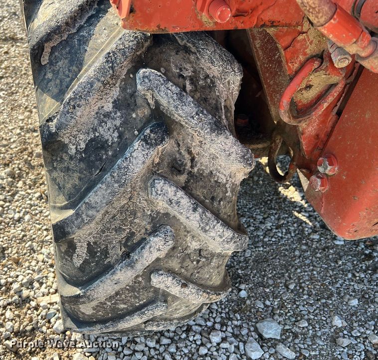 image for item NI9030 2000 Ditch Witch 3700DD  rock saw