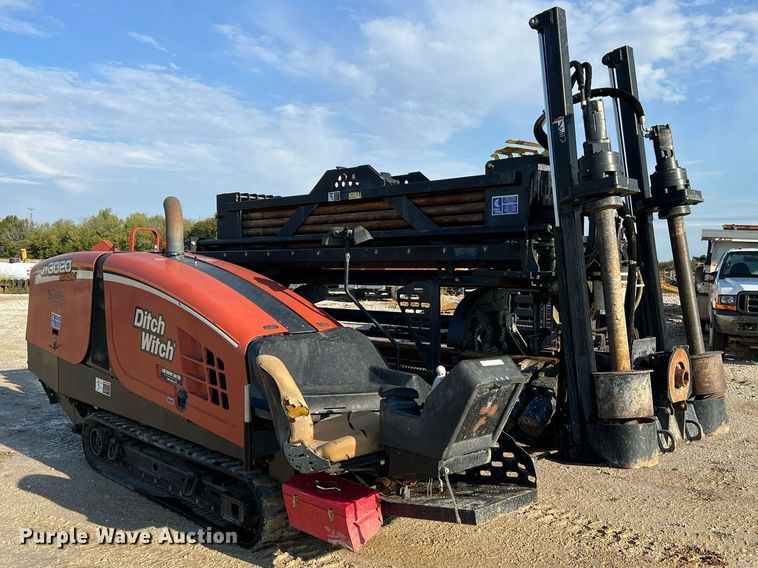 image for item NI9031 2011 Ditch Witch JT3020 Mach1  directional boring unit