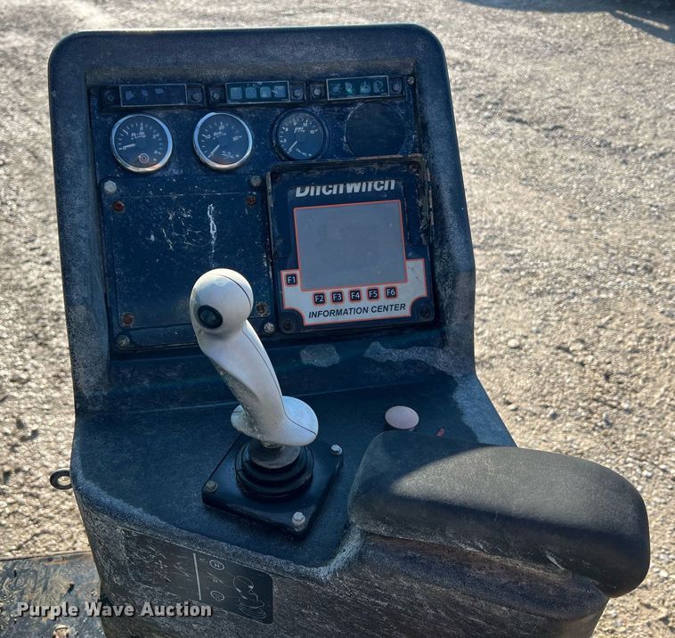 image for item NI9031 2011 Ditch Witch JT3020 Mach1  directional boring unit