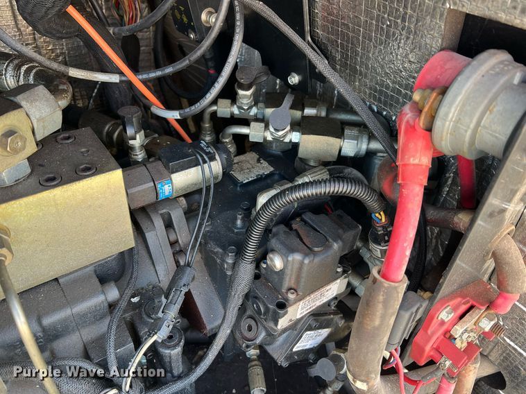 image for item NI9031 2011 Ditch Witch JT3020 Mach1  directional boring unit