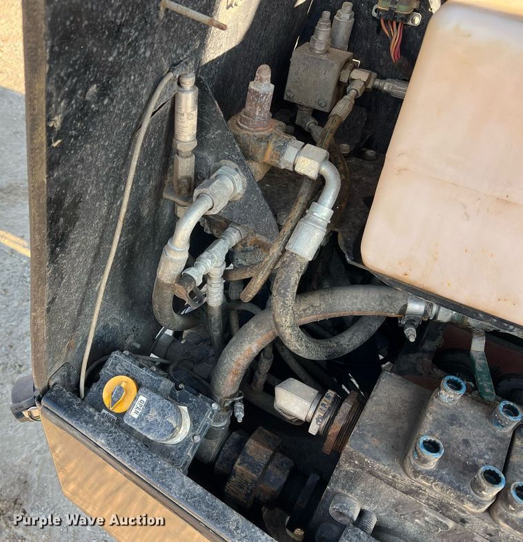 image for item NI9031 2011 Ditch Witch JT3020 Mach1  directional boring unit