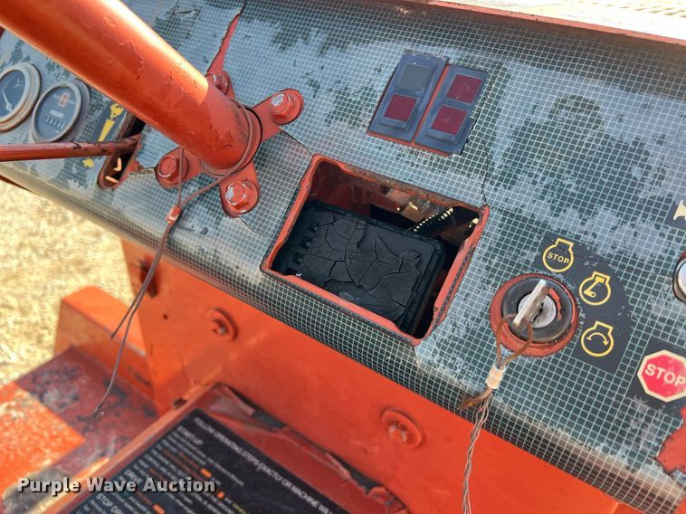 image for item NI9032 2001 Ditch Witch 3700DD  cable plow