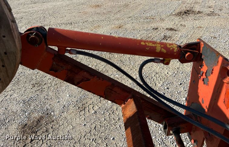 image for item NI9032 2001 Ditch Witch 3700DD  cable plow