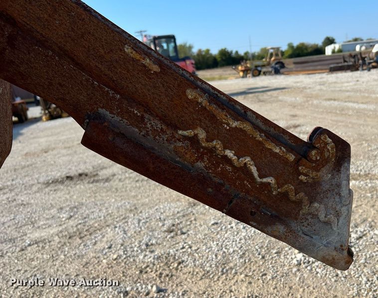 image for item NI9032 2001 Ditch Witch 3700DD  cable plow