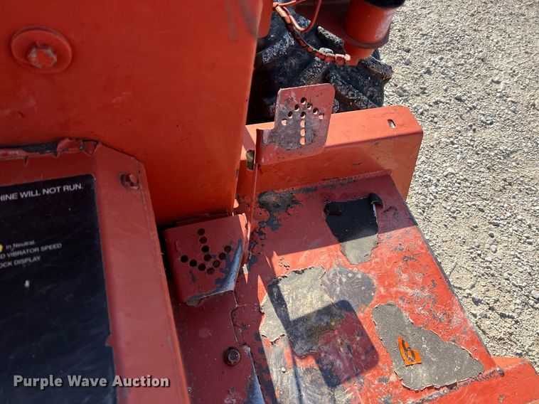 image for item NI9032 2001 Ditch Witch 3700DD  cable plow