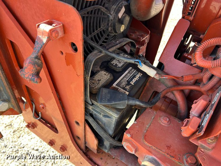 image for item NI9032 2001 Ditch Witch 3700DD  cable plow