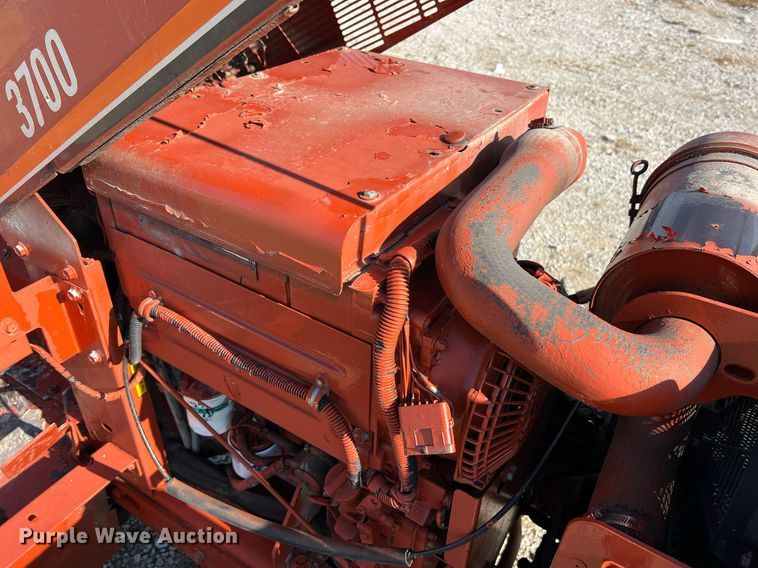 image for item NI9032 2001 Ditch Witch 3700DD  cable plow