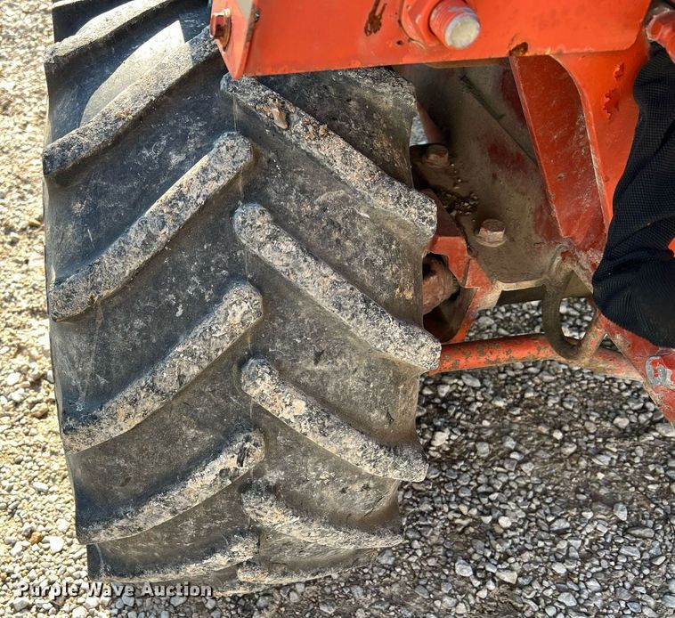 image for item NI9032 2001 Ditch Witch 3700DD  cable plow