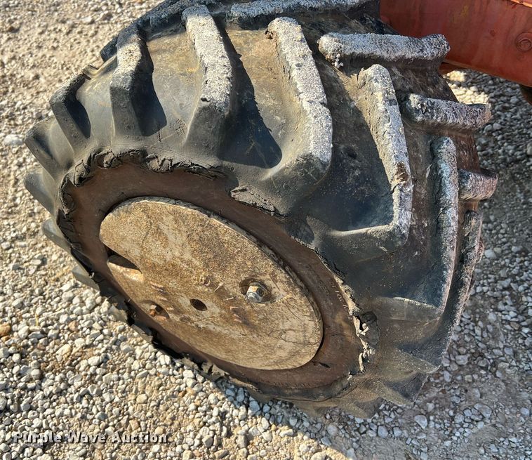 image for item NI9032 2001 Ditch Witch 3700DD  cable plow