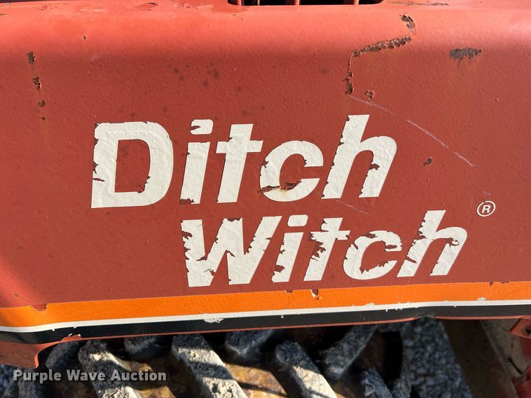 image for item NI9032 2001 Ditch Witch 3700DD  cable plow