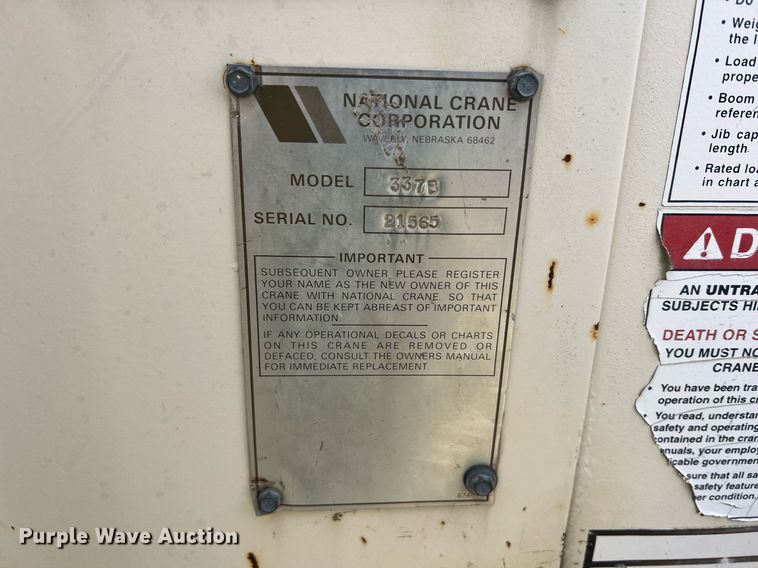 image for item NI9057 1990 Ford F800  crane truck