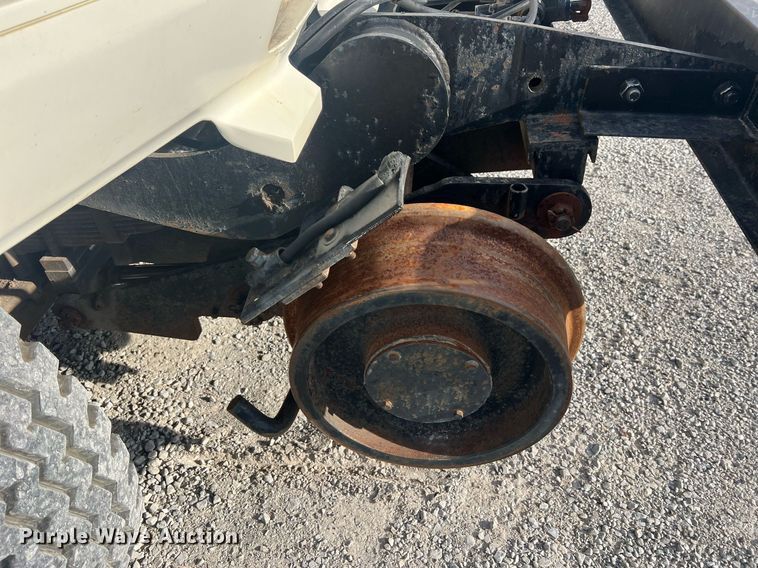 image for item NI9057 1990 Ford F800  crane truck