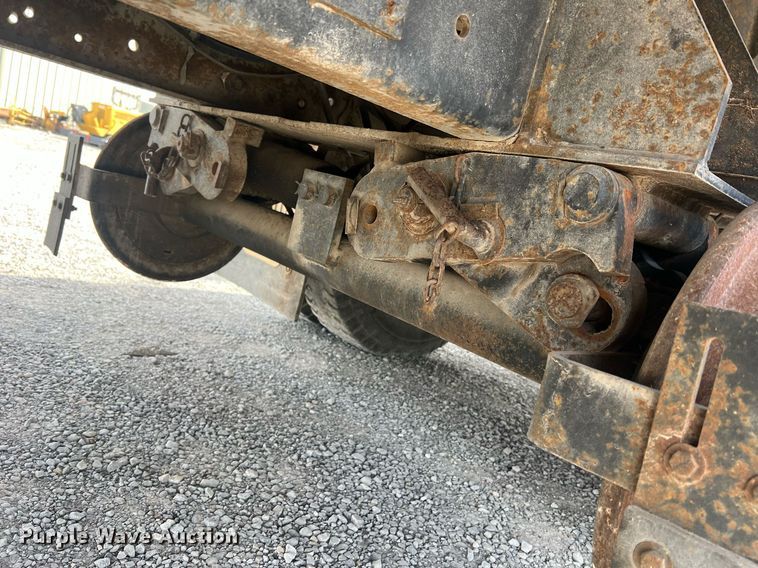 image for item NI9057 1990 Ford F800  crane truck