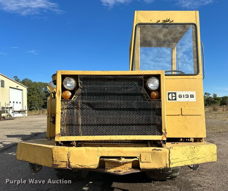 image for item NP9667 1978 Caterpillar 613B  elevating scraper