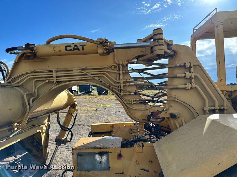image for item NP9667 1978 Caterpillar 613B  elevating scraper