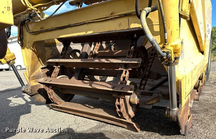 image for item NP9667 1978 Caterpillar 613B  elevating scraper