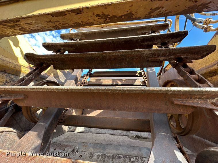 image for item NP9667 1978 Caterpillar 613B  elevating scraper