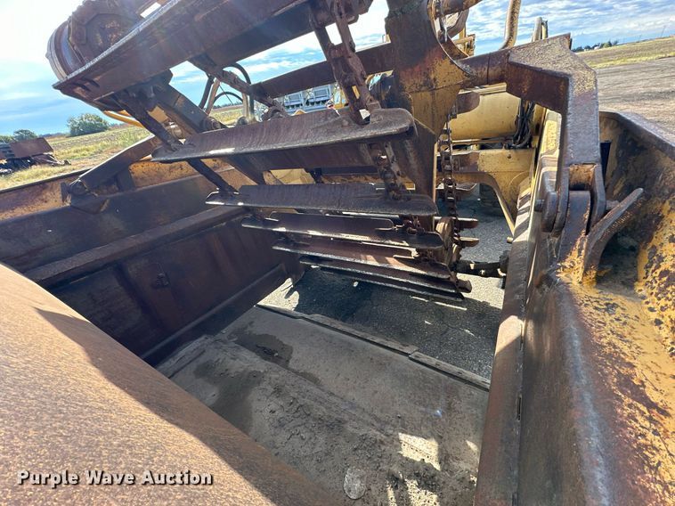 image for item NP9667 1978 Caterpillar 613B  elevating scraper