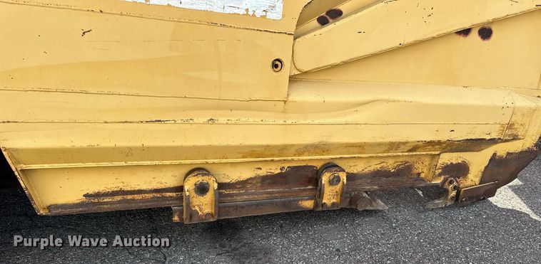 image for item NP9667 1978 Caterpillar 613B  elevating scraper