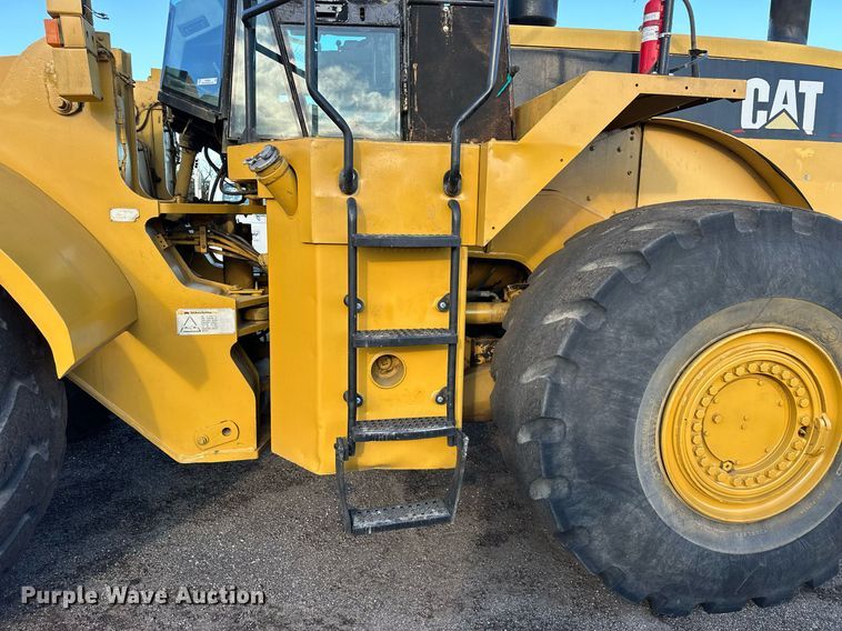 image for item NP9669 1996 Caterpillar 980G  wheel loader
