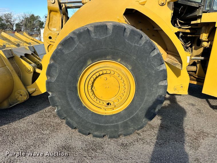image for item NP9669 1996 Caterpillar 980G  wheel loader