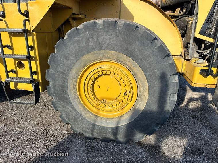 image for item NP9669 1996 Caterpillar 980G  wheel loader