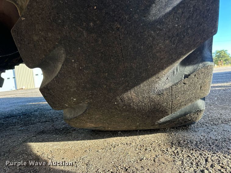 image for item NP9669 1996 Caterpillar 980G  wheel loader