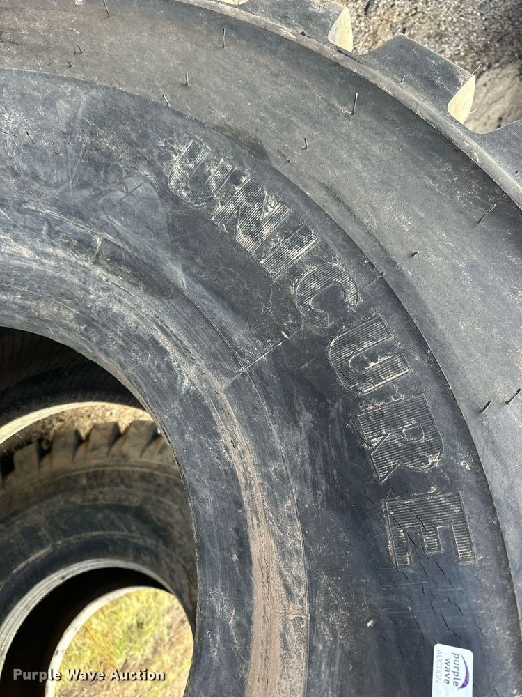 image for item NP9672 (2) tires