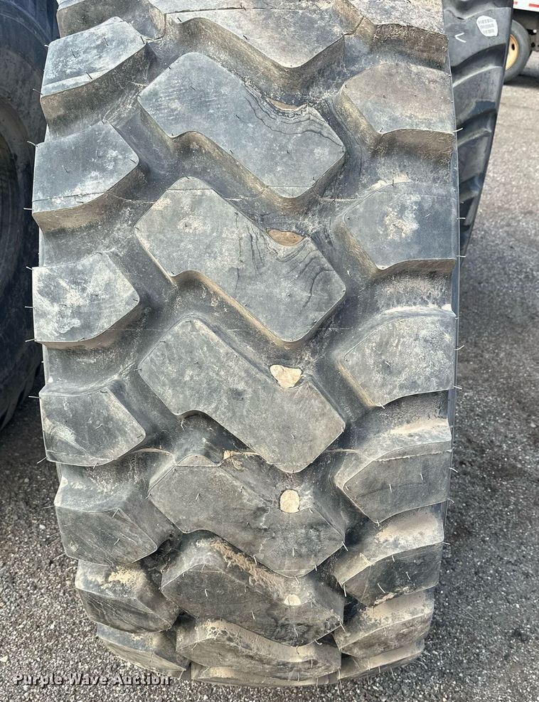 image for item NP9672 (2) tires