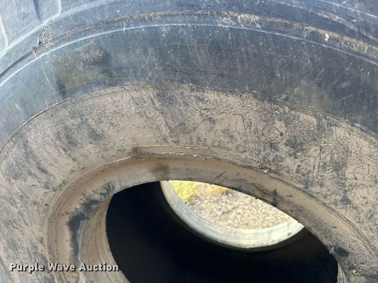 image for item NP9672 (2) tires