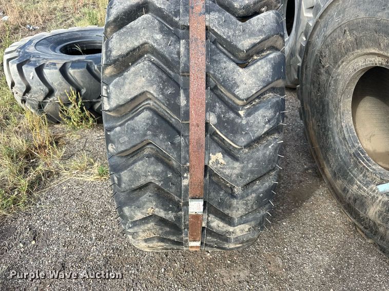 image for item NP9672 (2) tires