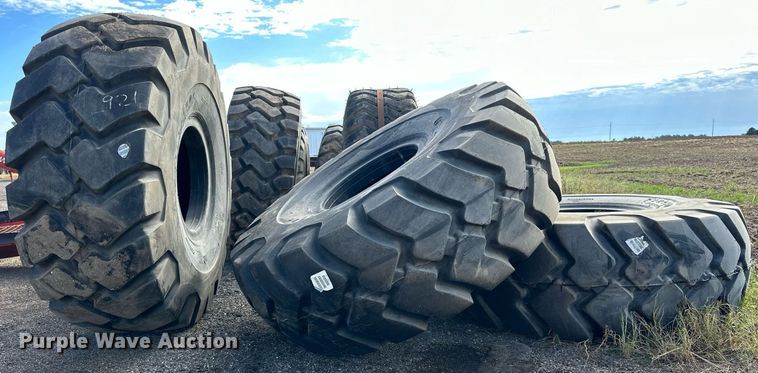 image for item NP9673 (3) Firestone 29.5-25 tires