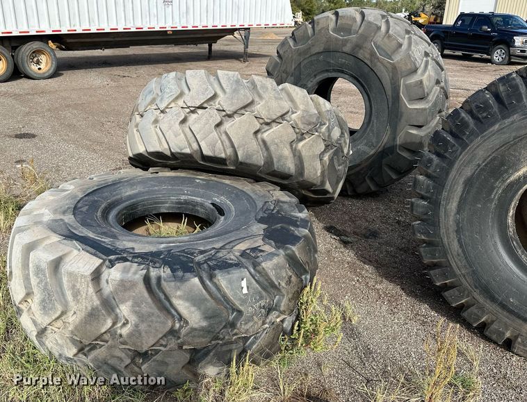 image for item NP9673 (3) Firestone 29.5-25 tires