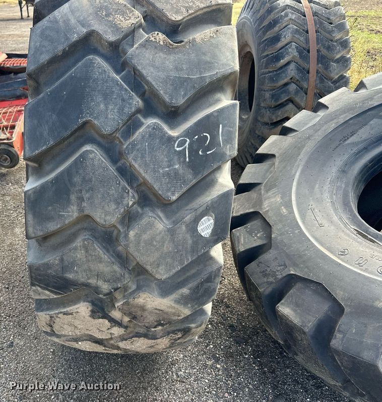 image for item NP9673 (3) Firestone 29.5-25 tires