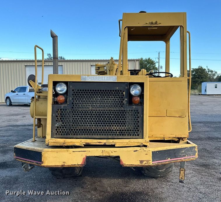 image for item NP9675 1989 Caterpillar 613C  elevating scraper