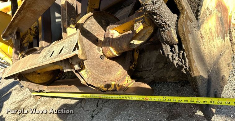 image for item NP9675 1989 Caterpillar 613C  elevating scraper