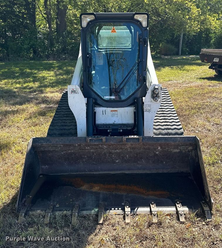 image for item NP9691 2016 Bobcat T650  tracked skid steer loader