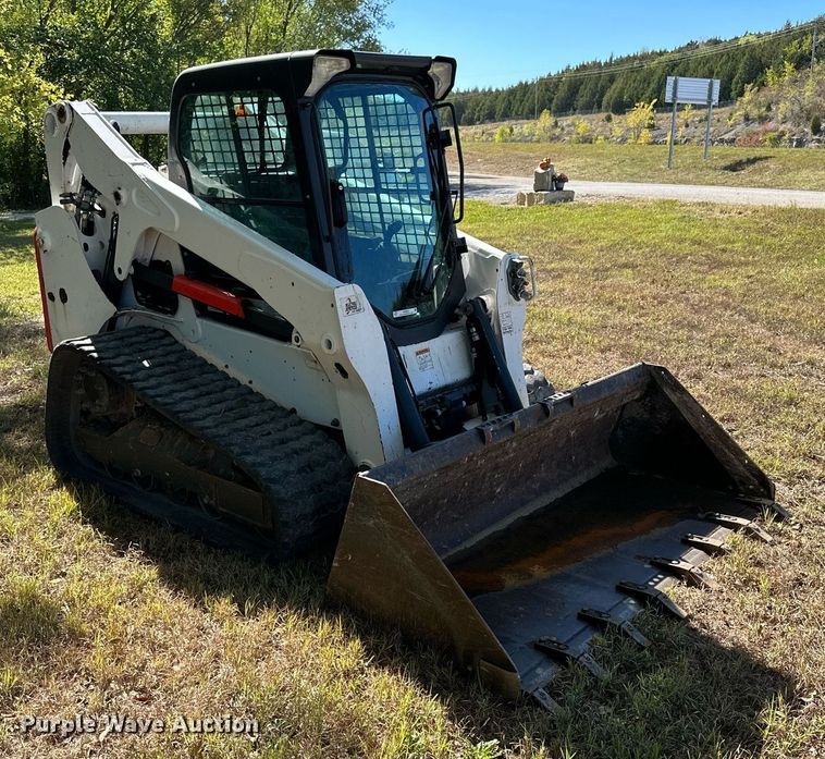 image for item NP9691 2016 Bobcat T650  tracked skid steer loader