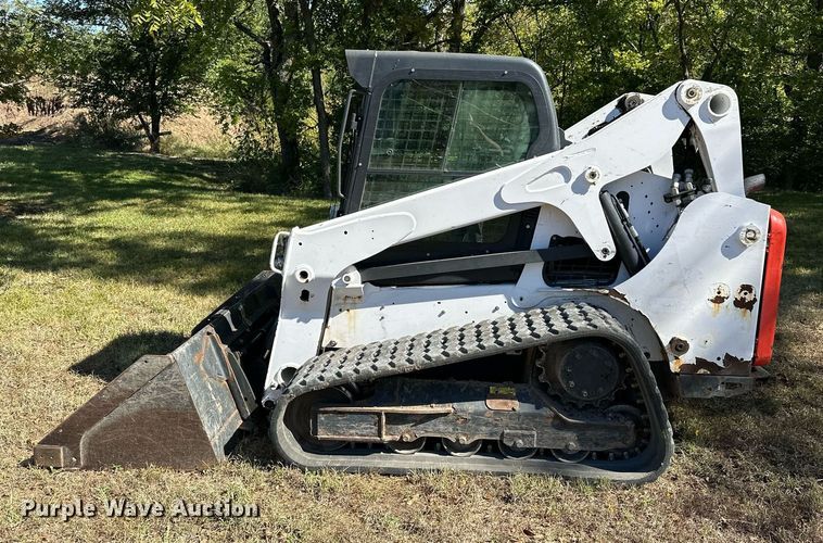 image for item NP9691 2016 Bobcat T650  tracked skid steer loader