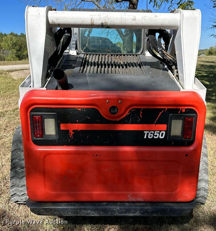 image for item NP9691 2016 Bobcat T650  tracked skid steer loader