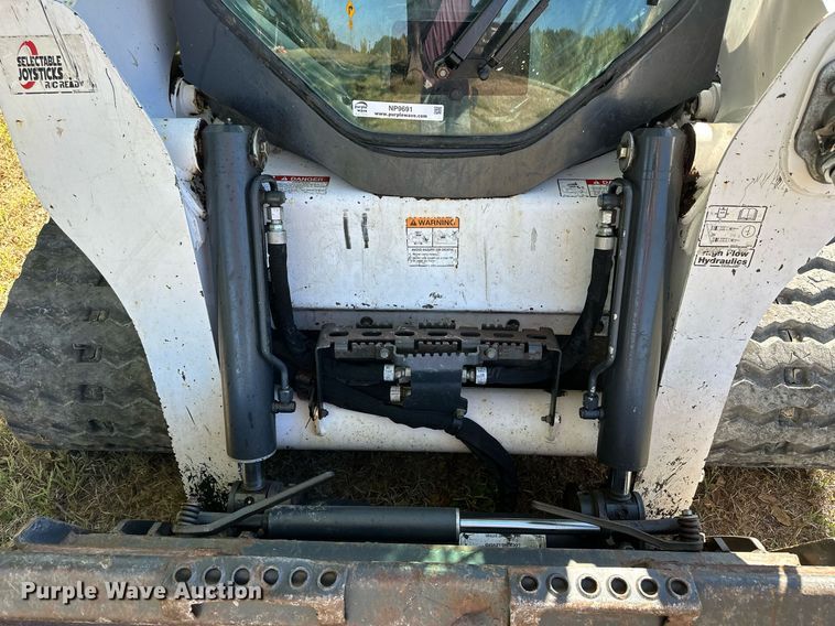 image for item NP9691 2016 Bobcat T650  tracked skid steer loader